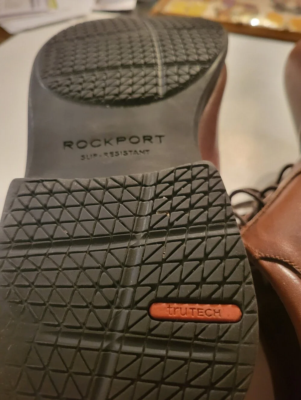 Men's Rockport Size 12 Hydroshield Dress Shoes